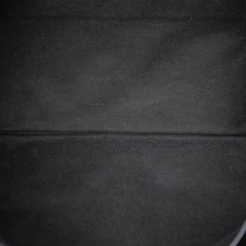 Burberry House Check Trimmed Leather Big Crush Convertible Tote Black Leather Very good condition - Model View