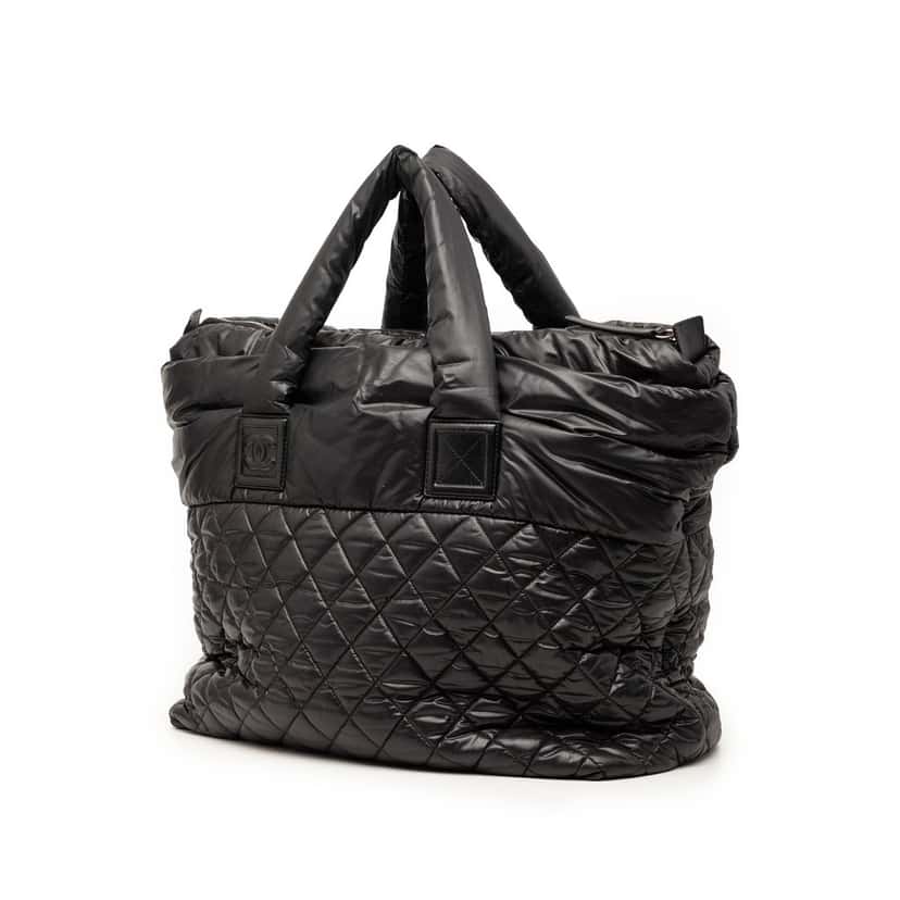 Chanel Large Quilted Nylon Reversible Coco Cocoon Tote Black Very good condition - Back View