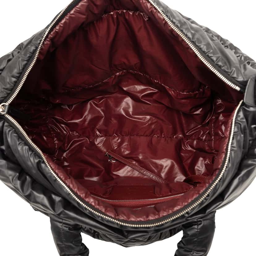 Chanel Large Quilted Nylon Reversible Coco Cocoon Tote Black Very good condition - Model View