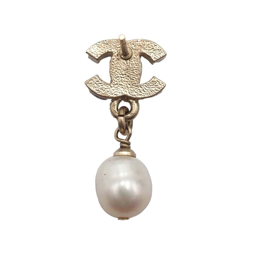 Chanel CC Gold Plated Crystal and Faux Pearl Push Back Earrings Gold Metal Very good condition - Model View