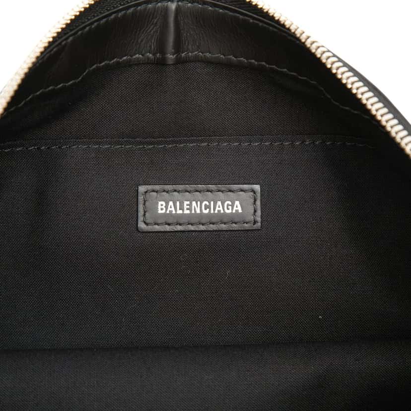 Balenciaga Canvas Navy Clip M Clutch Brown Very good condition - Box View