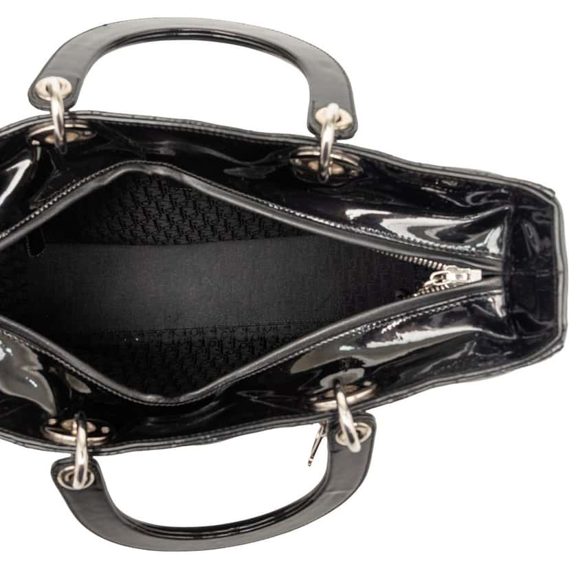 Dior Large Patent Cannage Lady Dior Black Leather Very good condition - Model View