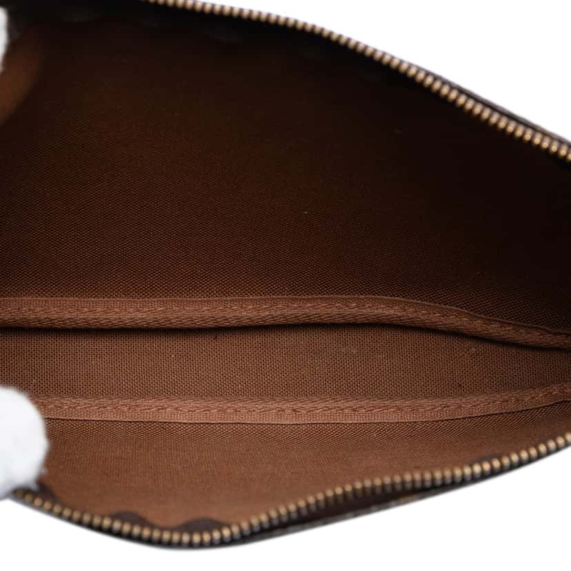 Louis Vuitton Monogram Pochette Accessoires Brown Very good condition - Model View