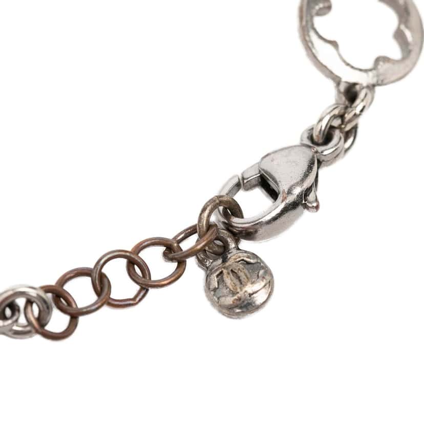 Chanel CC Plated No. 5 Cutout Charms Chain Bracelet Silver Metal Very good condition - Model View