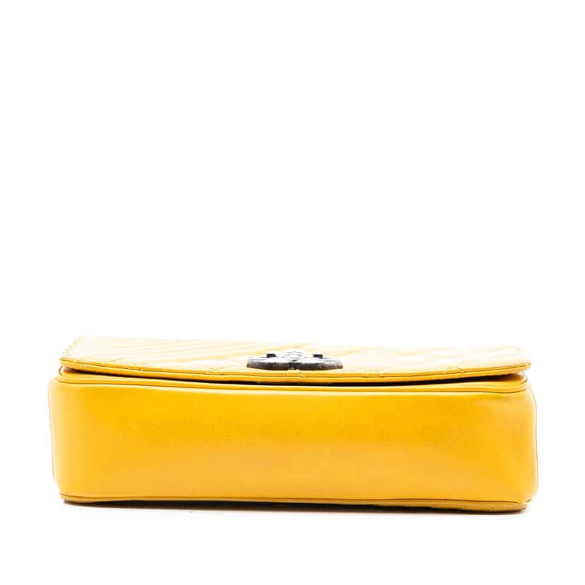 Chanel Small Glazed Calfskin Coco Boy Flap Yellow Leather Very good condition - Inside View