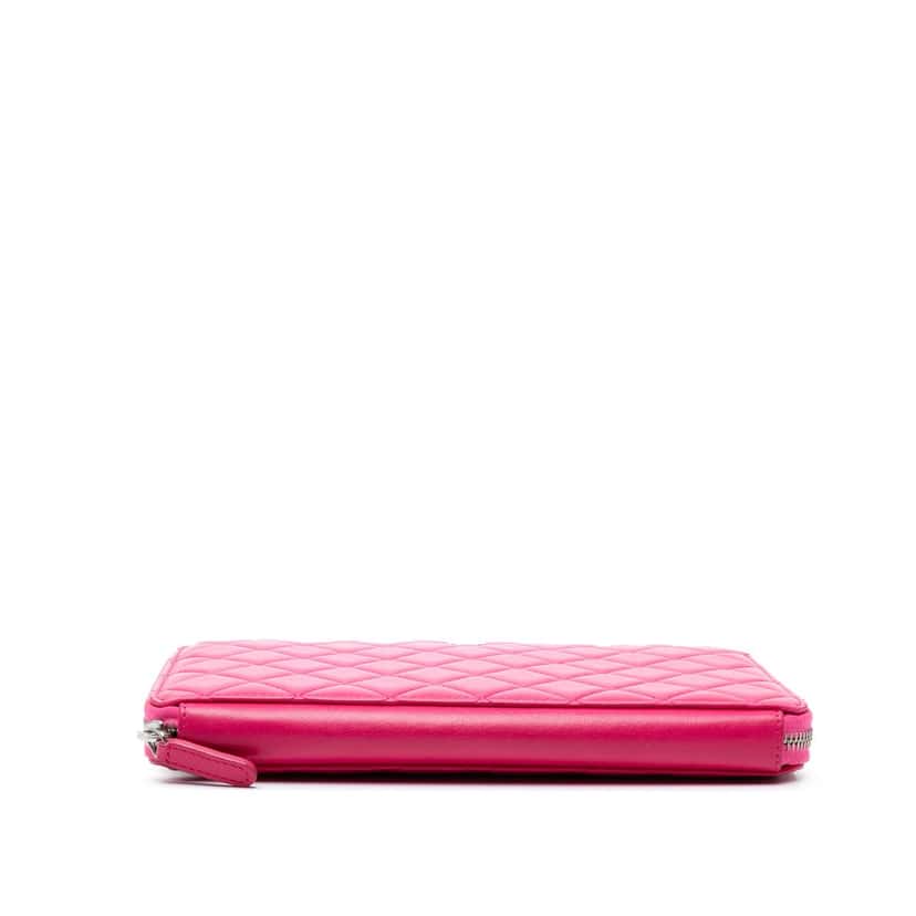 Chanel Large Quilted Lambskin Zip Around Organizer Clutch Pink Leather Very good condition - Inside View