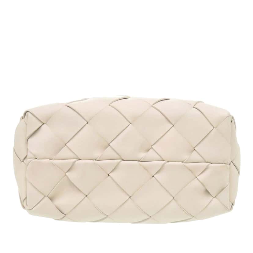 Bottega Veneta Lambskin Maxi Intrecciato Cabat Tote 30 White Leather Very good condition - Inside View