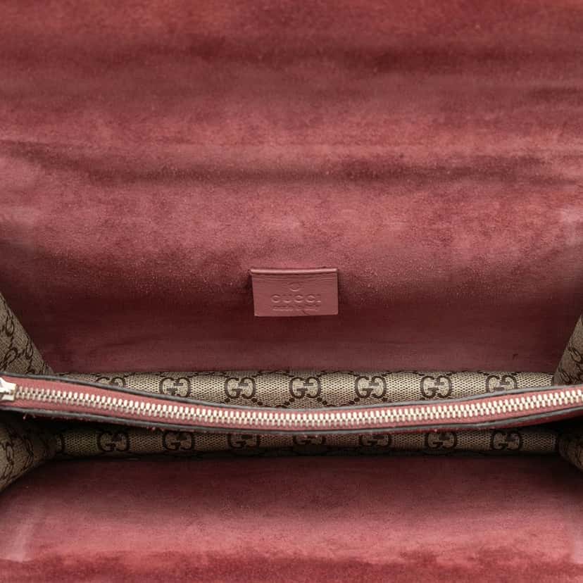 Gucci Medium GG Supreme Blooms Dionysus Shoulder Bag Beige Very good condition - Model View