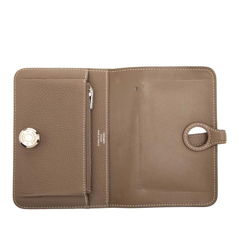 Hermès Togo Dogon Compact Wallet Brown Leather Very good condition - Box View