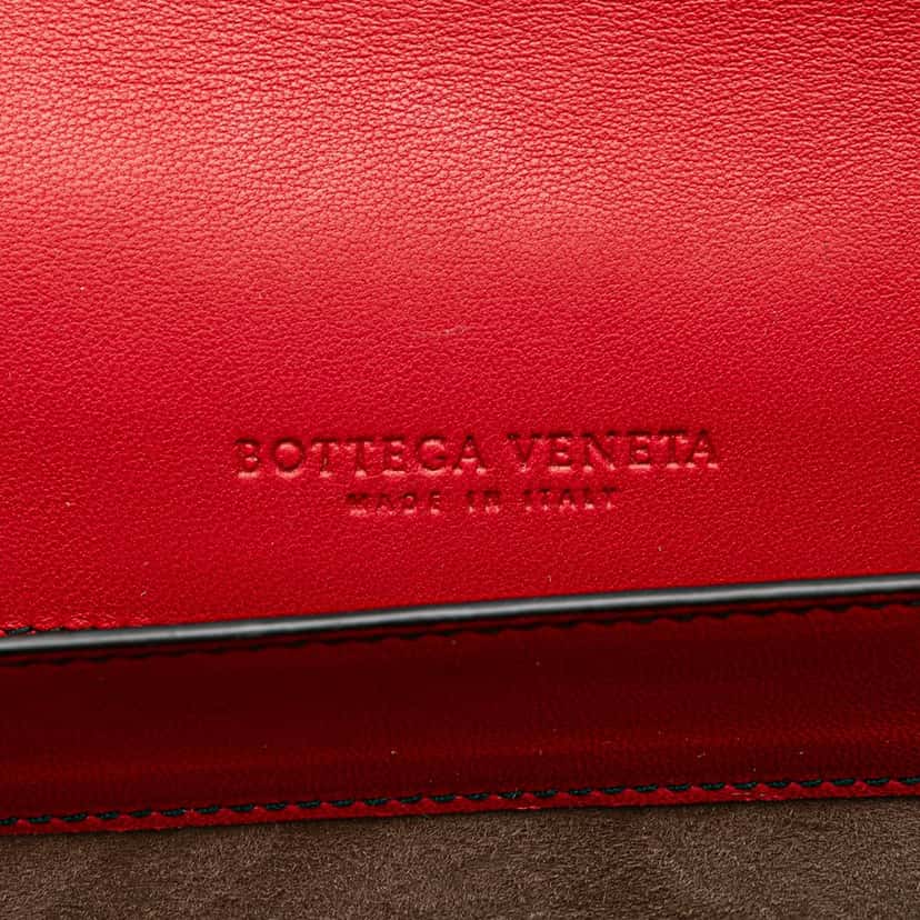 Bottega Veneta Nappa Intrecciato Microstud Montebello Crossbody Red Leather Very good condition - Box View