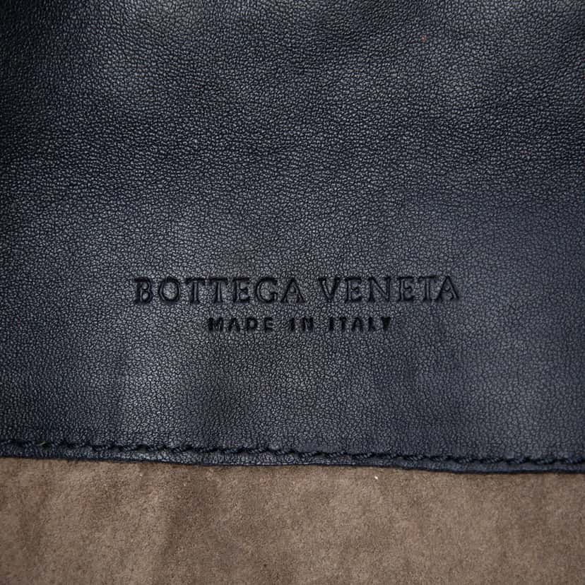 Bottega Veneta Mini Nappa Intrecciato Turn Lock Crossbody Black Leather Very good condition - Box View