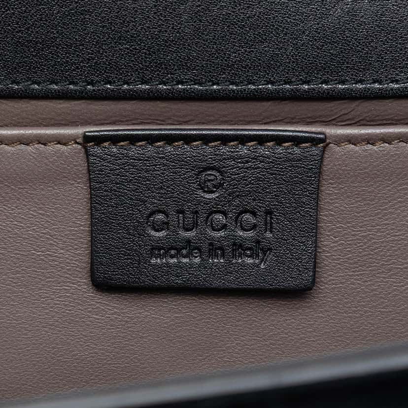 Gucci Suede Broadway Crystal Clutch Black Leather Very good condition - Box View