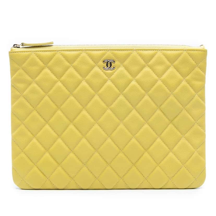 Chanel Medium Quilted Caviar O Case Clutch Yellow Leather Good condition - Front View