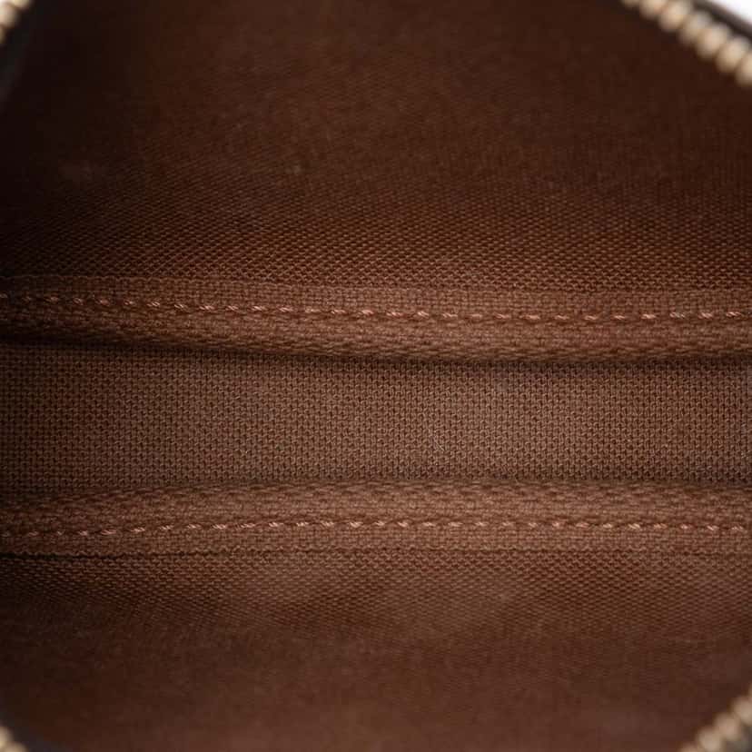 Louis Vuitton Monogram Mini Pochette Accessoires Brown Very good condition - Model View