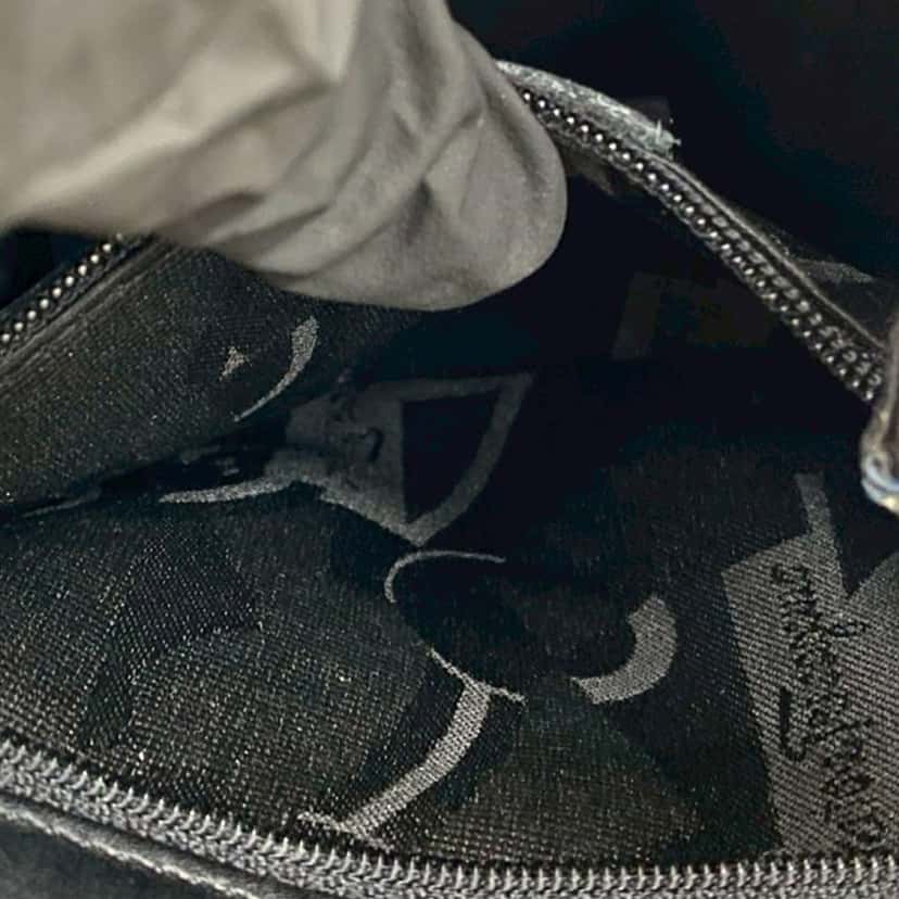 Ferragamo Gancini Calfskin Leather Backpack Black Leather Very good condition - Box View