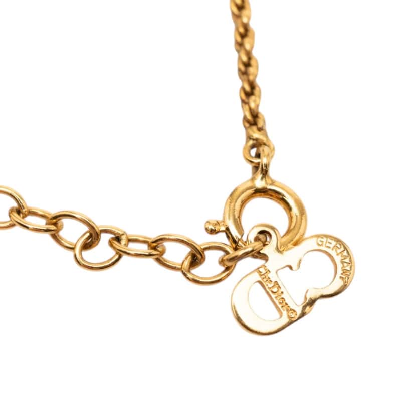 Dior Gold Plated CD Logo Heart Pendant Necklace Gold Metal Very good condition - Model View