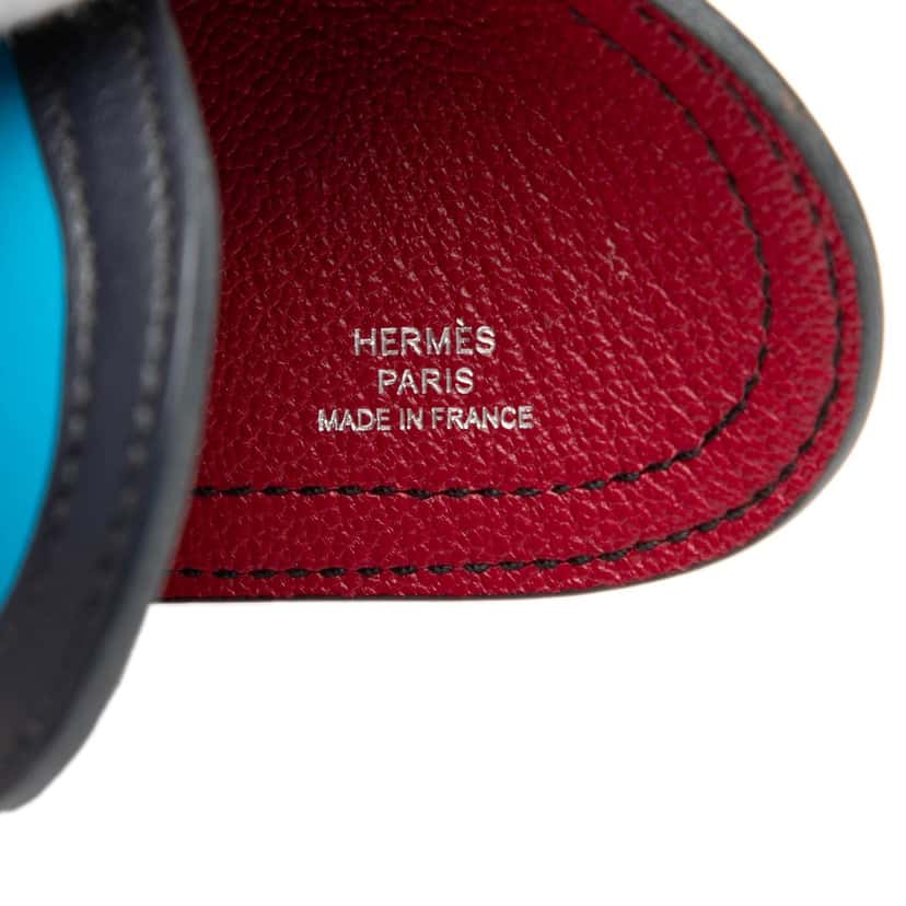 Hermès Tadelakt Camail Key Holder Bag Charm Blue Leather Very good condition - Inside View