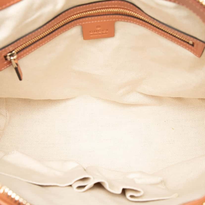 Gucci GG Canvas Heart Bit Satchel Beige Very good condition - Model View