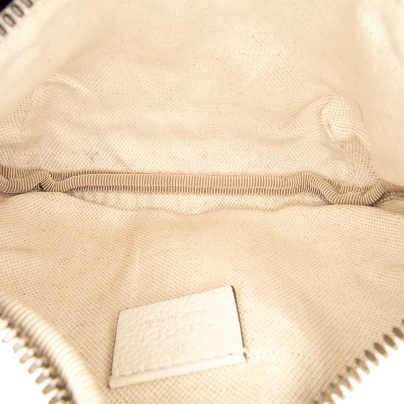 Gucci Small Grained Calfskin Logo Belt Bag White Leather Very good condition - Model View