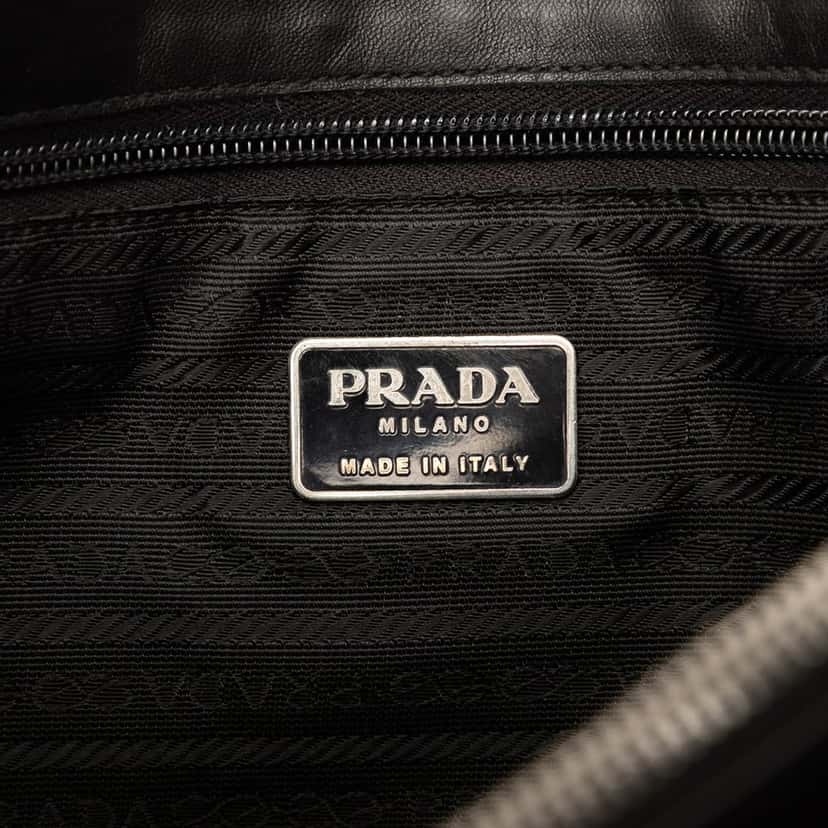 Prada Vitello Trimmed Tessuto Pockets Tote Black Good condition - Box View