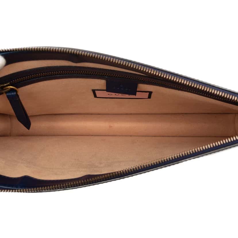 Gucci Calfskin Gucci Ghost Clutch Blue Leather Very good condition - Model View