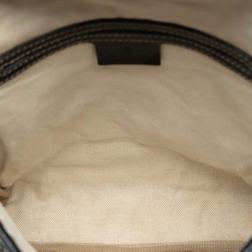 Gucci GG Supreme Crossbody Beige Very good condition - Model View