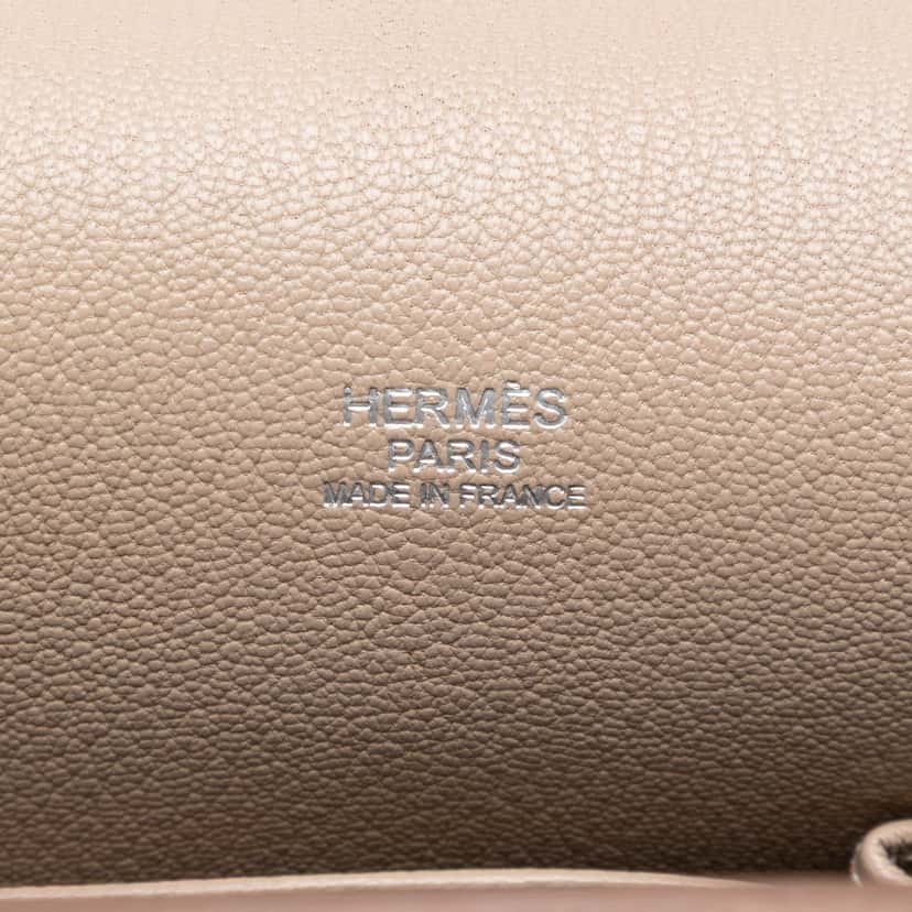 Hermès Clemence Jypsiere 31 Beige Leather Very good condition - Box View