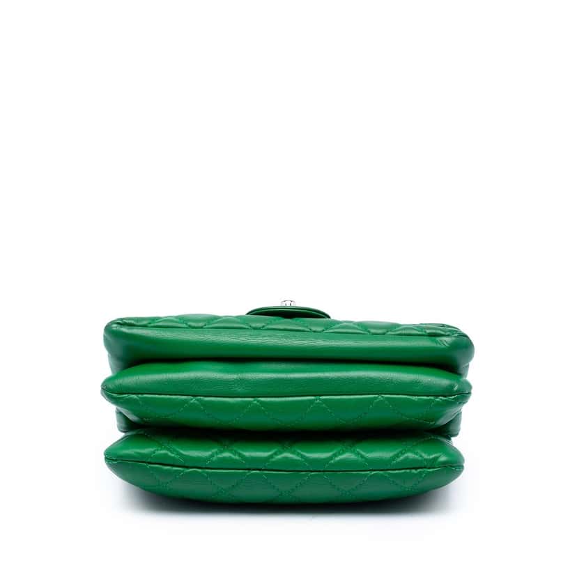 Chanel Small Quilted Lambskin 3 Flap Green Leather Very good condition - Inside View