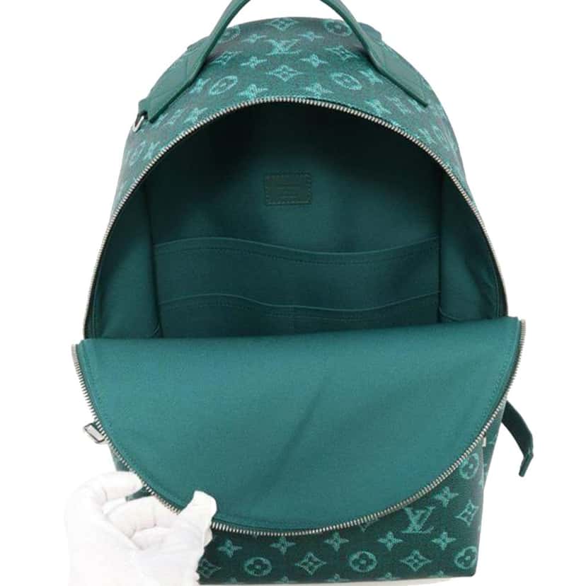 Louis Vuitton Monogram Heritage Discovery Backpack PM Green Canvas Very good condition - Model View