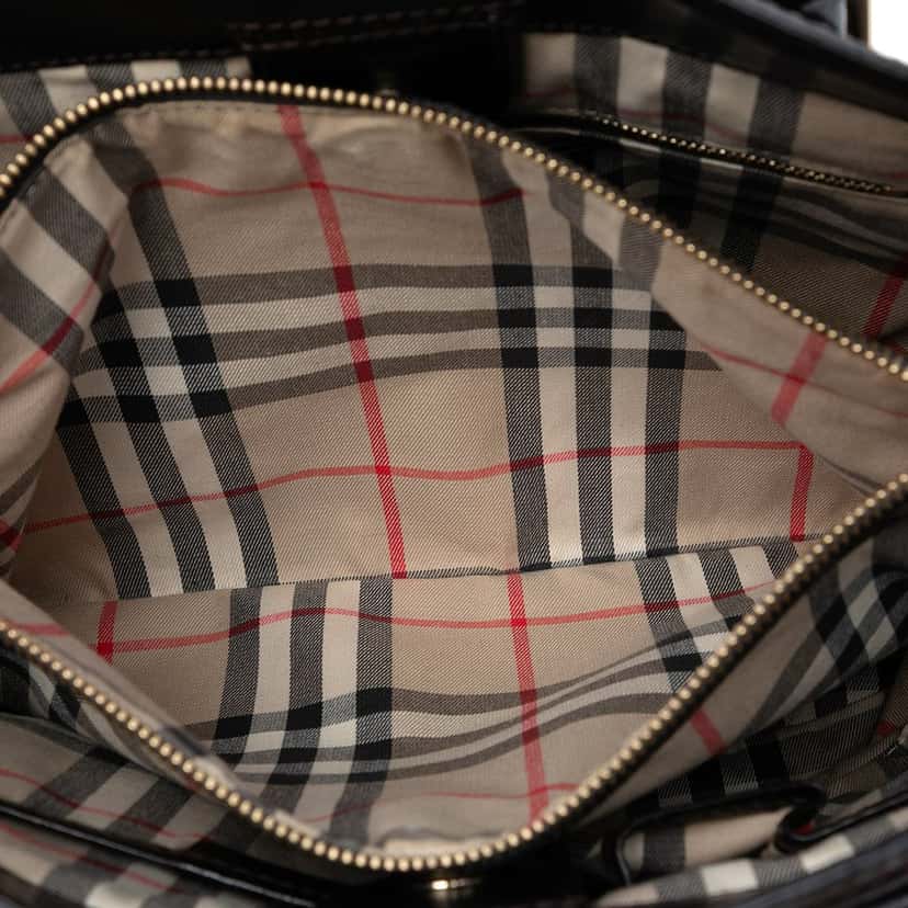 Burberry Grainy Calfskin Satchel Black Leather Very good condition - Model View