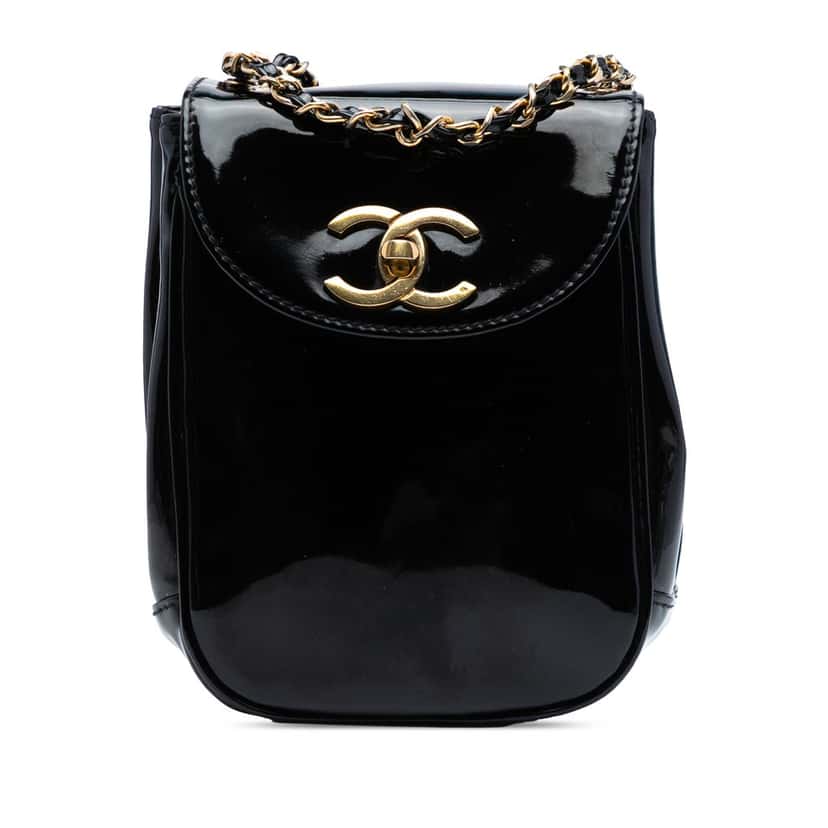 Chanel CC Patent Flap Crossbody Black Leather Very good condition - Front View