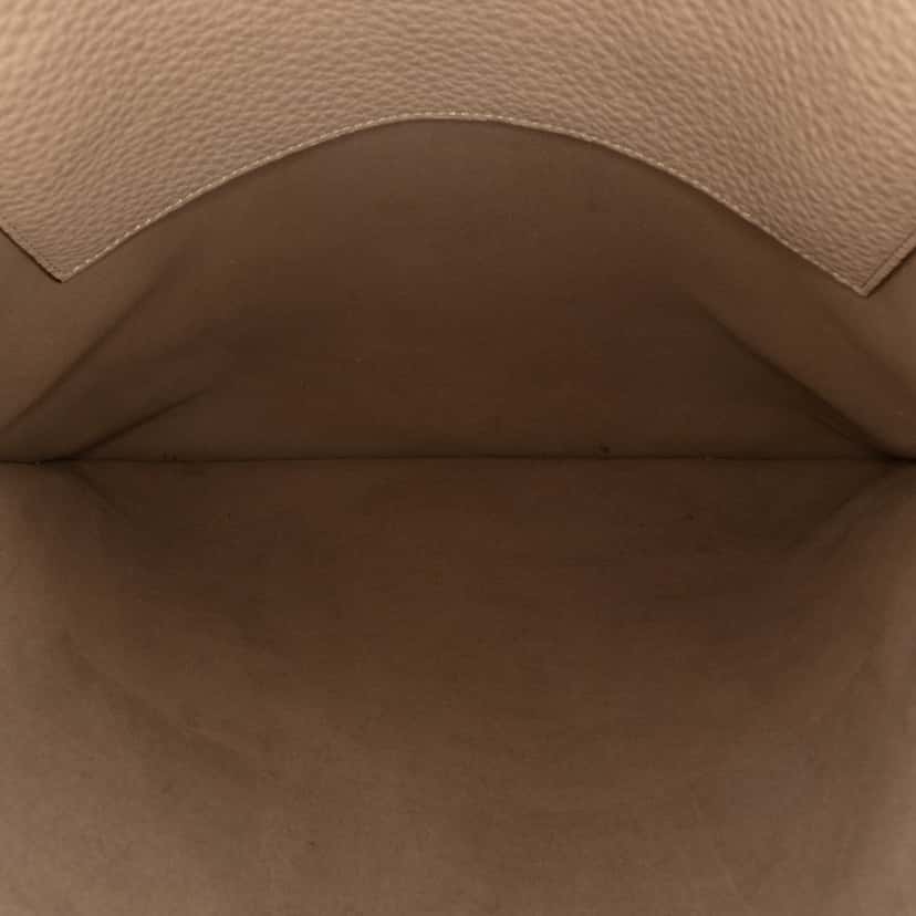 Fendi Sue Tilley Leather Banana Shopper Tote Brown Leather Very good condition - Model View