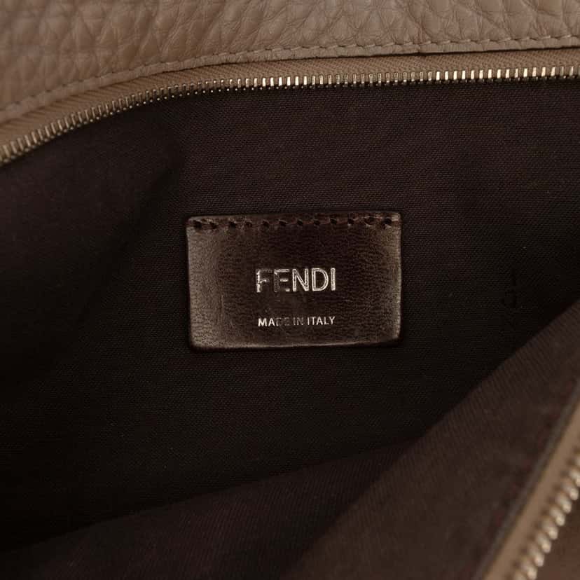 Fendi Sue Tilley Leather Banana Shopper Tote Brown Leather Very good condition - Box View