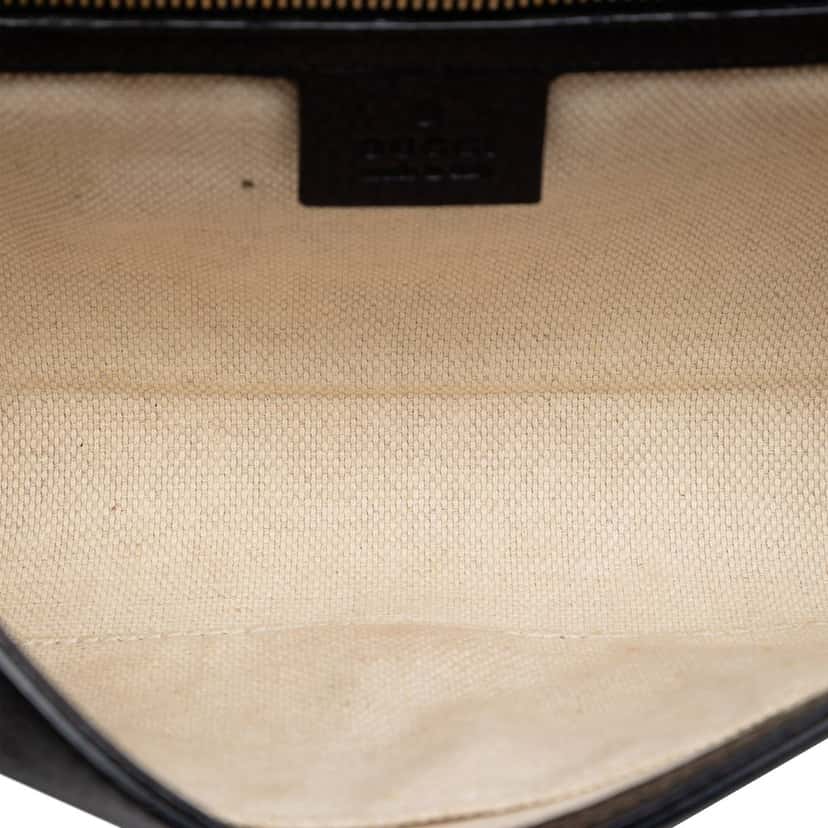 Gucci Leather Soho Disco Clutch Black Leather Very good condition - Model View
