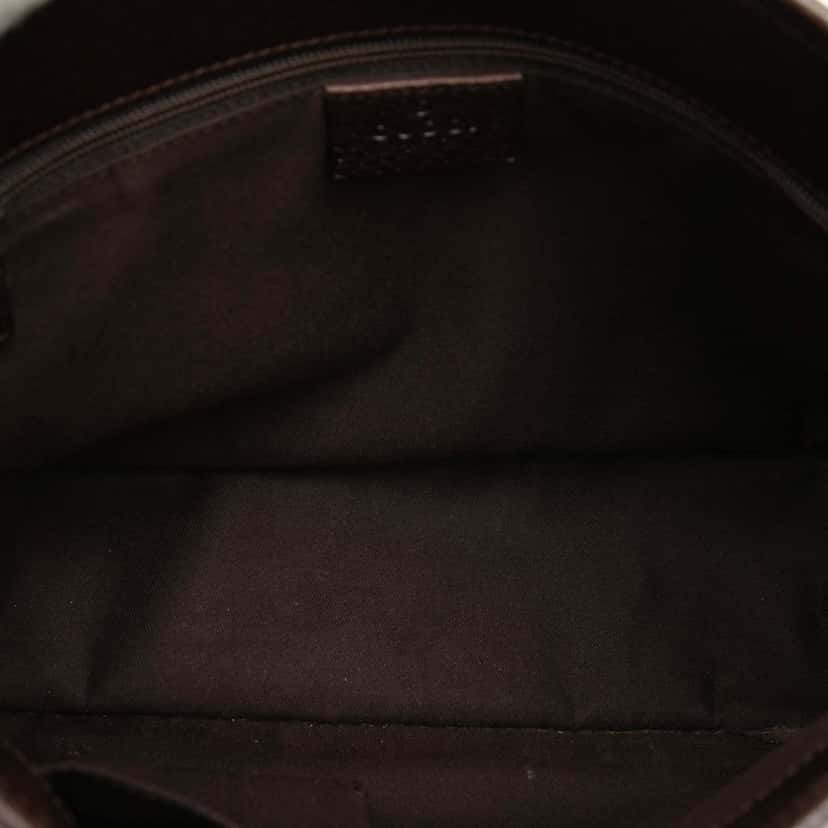 Gucci GG Canvas Eclipse Crossbody Beige Very good condition - Model View