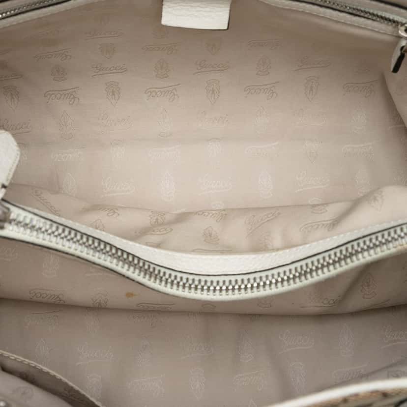 Gucci Medium GG Canvas Bamboo Libeccio Tote Beige Very good condition - Model View