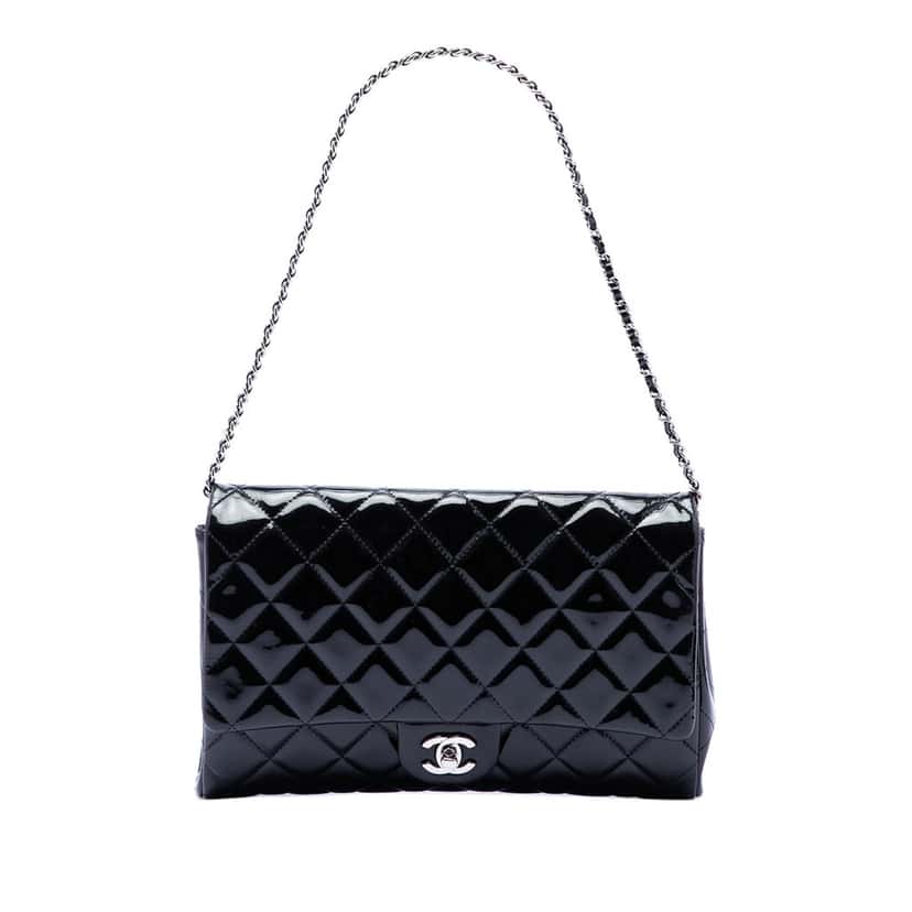 Chanel CC Quilted Patent Clutch With Chain Black Leather Very good condition - Front View