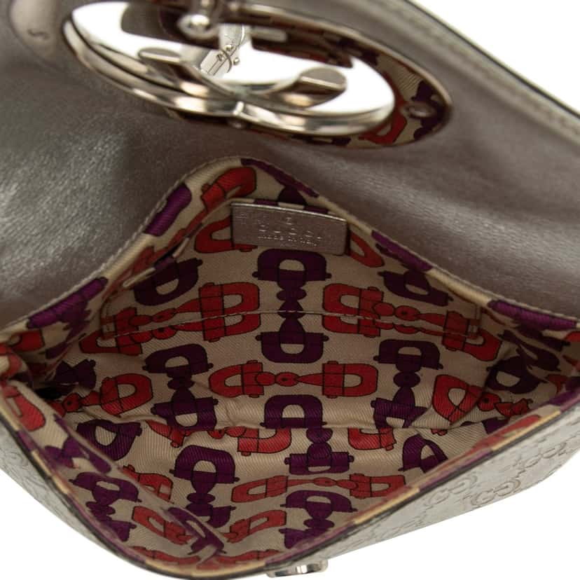Gucci Medium Metallic Guccissima Britt Tassel Flap Handbag Silver Leather Very good condition - Model View
