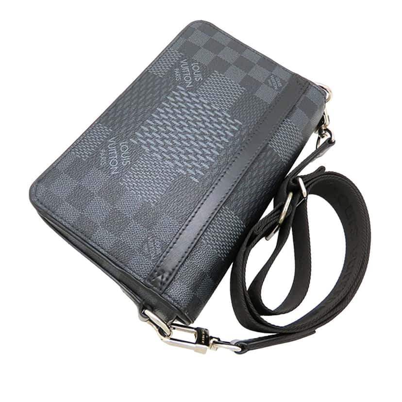 Louis Vuitton Damier Graphite Studio 3D Messenger Bag Black Very good condition - Model View