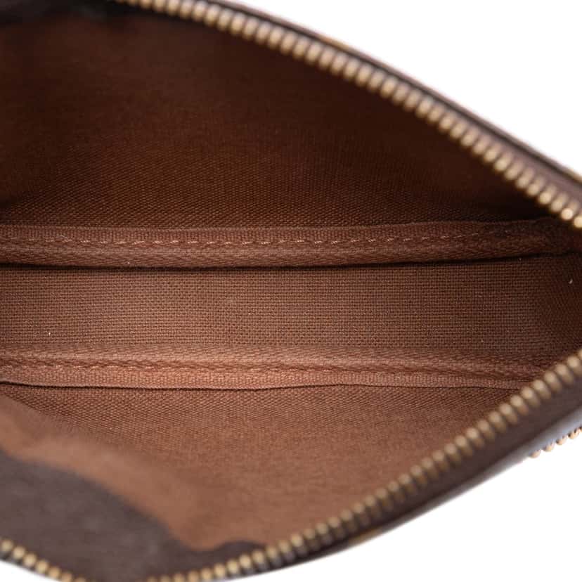 Louis Vuitton Monogram Illustre Mini Pochette Accessories Brown Very good condition - Model View