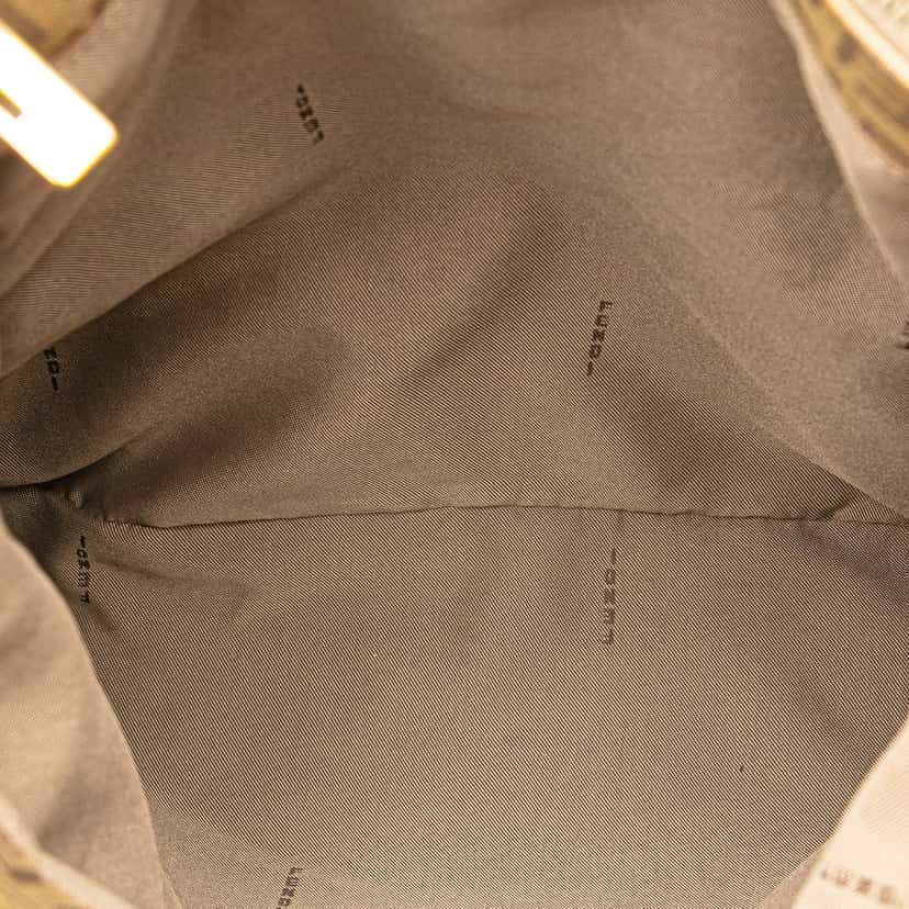 Fendi Zucchino Canvas Tote Beige Very good condition - Model View