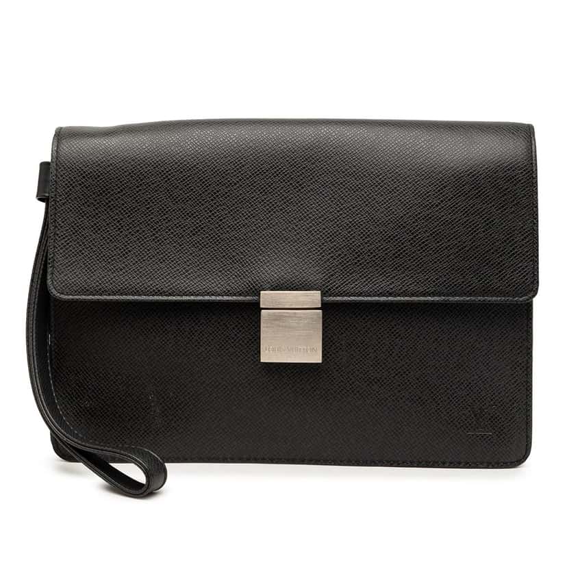 Louis Vuitton Taiga Selenga Black Leather Very good condition - Front View