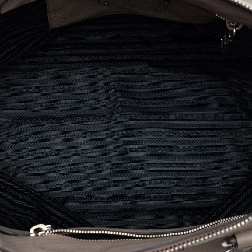 Prada Vitello Daino Double Handle Bag Brown Leather Very good condition - Model View