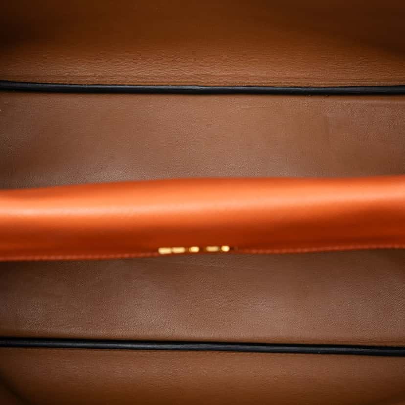Prada Medium Saffiano Cuir Double Satchel Orange Leather Very good condition - Model View