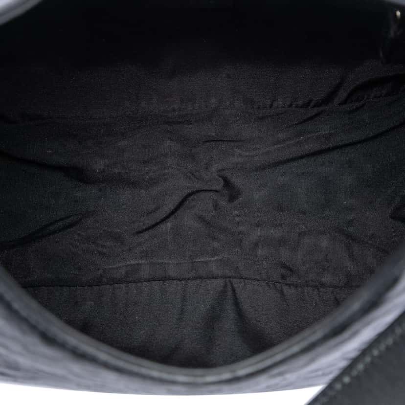 Gucci Horsebit Calfskin Colbert Shoulder Bag Black Leather Very good condition - Model View