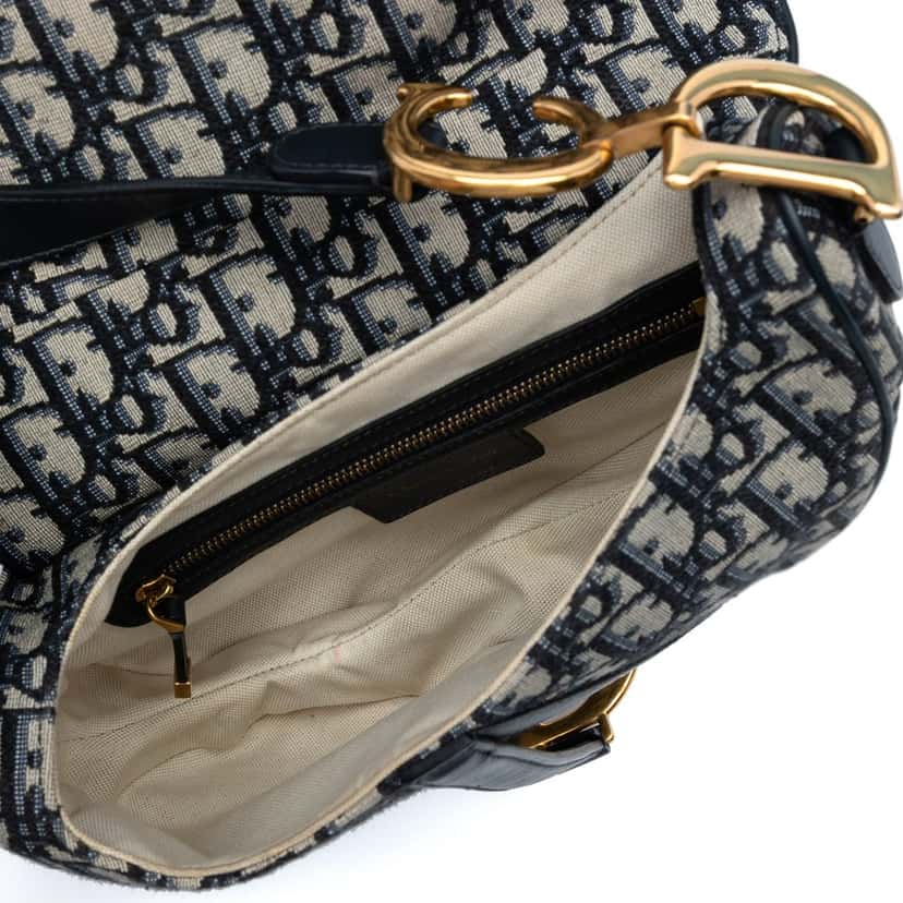 Dior Oblique Canvas Saddle Bag Blue Very good condition - Model View