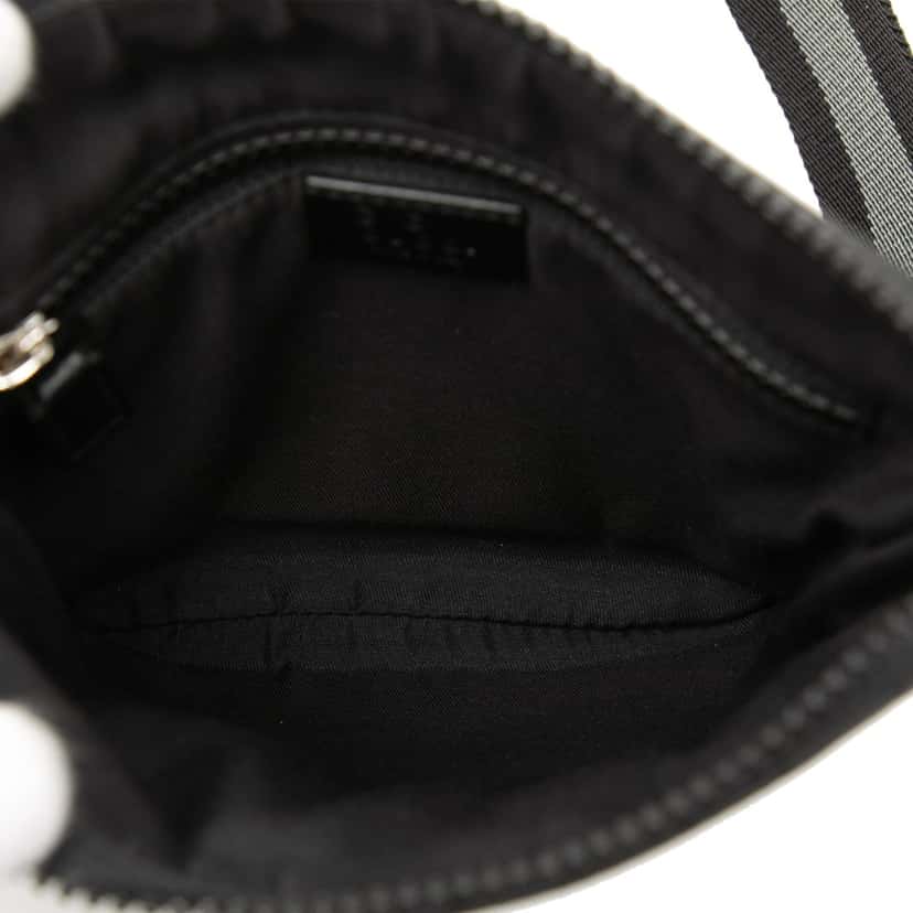 Gucci GG Nylon Web Crossbody Black Very good condition - Model View