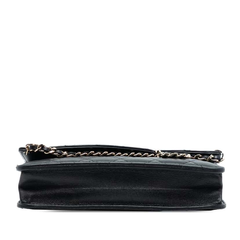 Chanel Quilted Lambskin CC Charm Wallet on Chain Black Leather Very good condition - Inside View