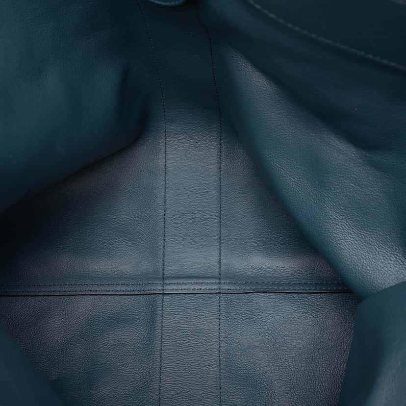Gucci Large Web Suede Rajah Tote Blue Leather Very good condition - Model View