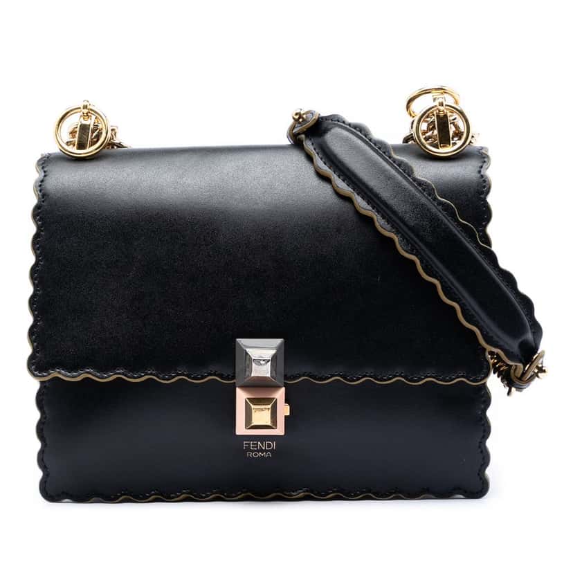 Fendi Small Scalloped Leather Kan I Crossbody Black Leather Very good condition - Front View